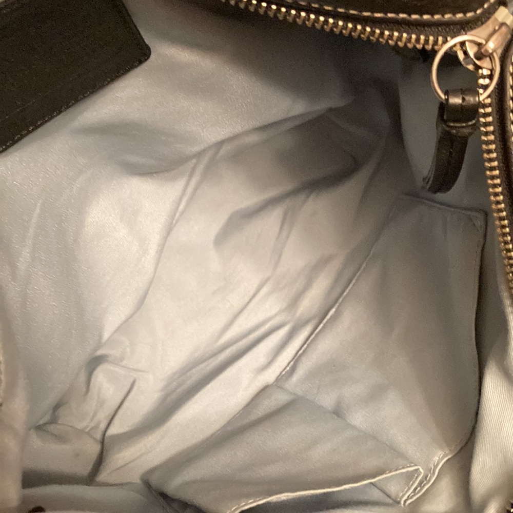 COACH. BLACK. NO HANGTAG. CREED IS GOOD. SHOWS SOME WEAR AT TOP EDGE. GOOD COND - Picture 8 of 10